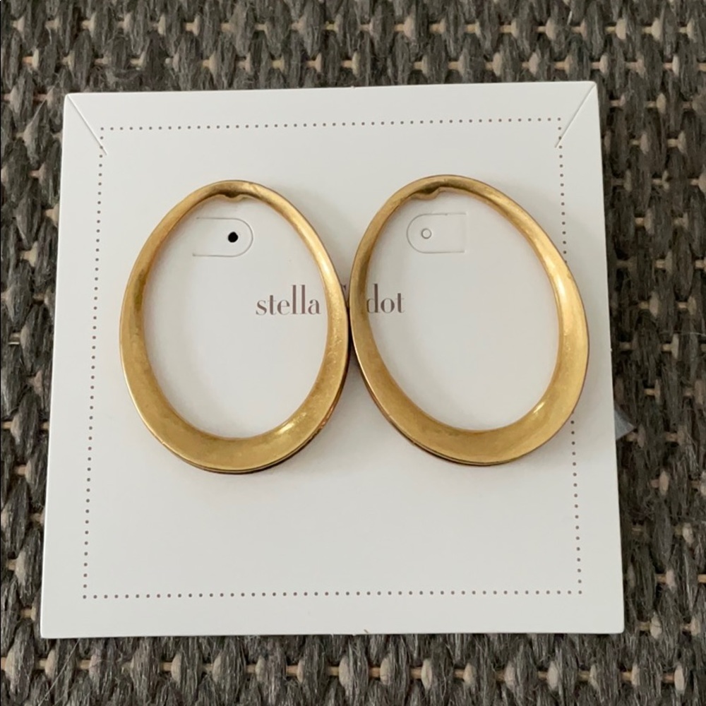 Georgia hoops Stella and dot